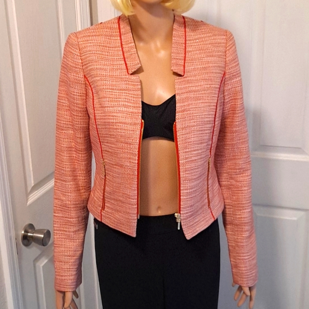 The Limited Lined Crop Fitted Jacket/Blazer with Full Zip and 2 Zip Pockets